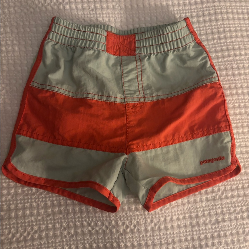Patagonia Red and Green Shorts Lightweight Elastic Waist
